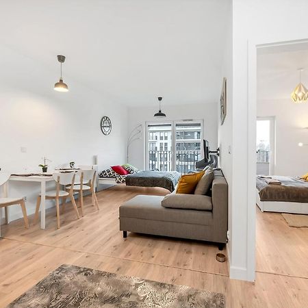 Luxury In City -2-Bright-Secure&Freeparking Лодзь Экстерьер фото